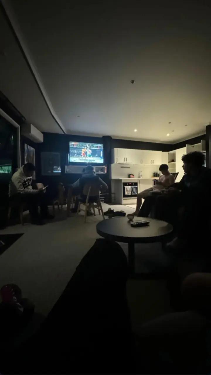 @ʟɢᴇᴇᴢʏ