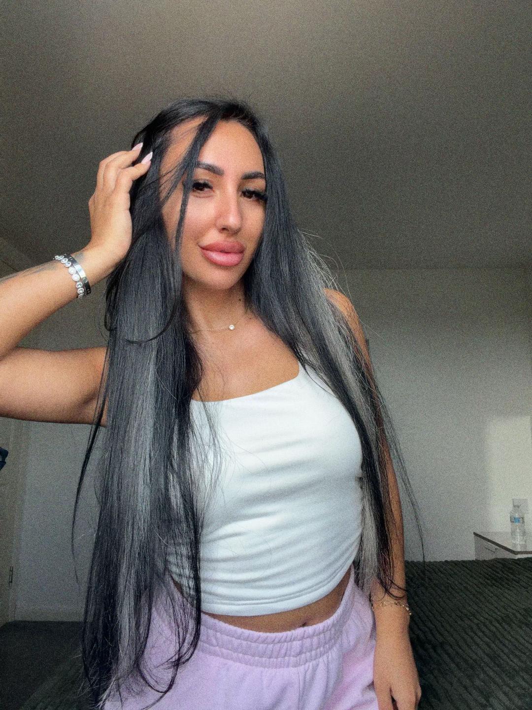 @gabriella