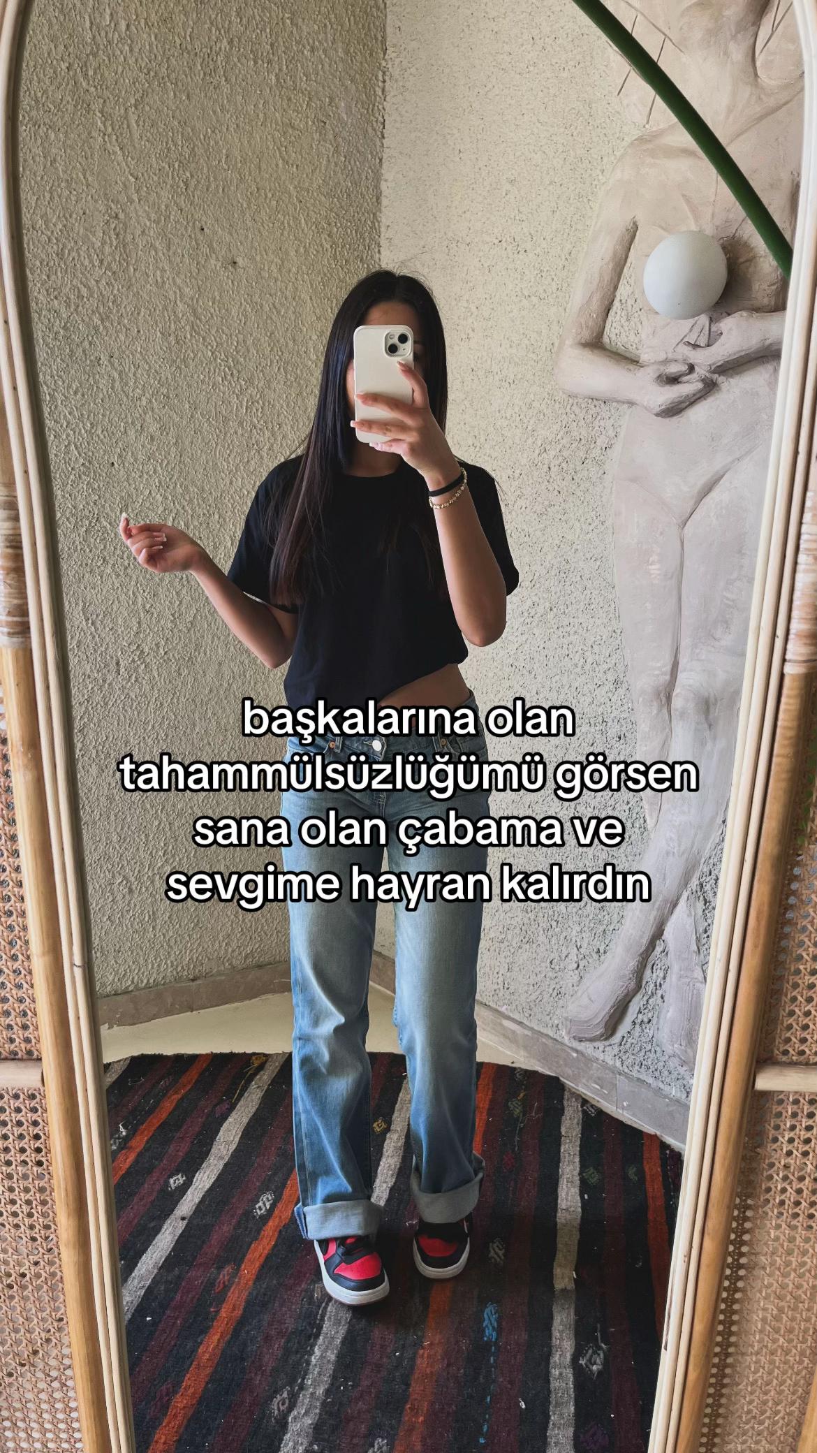 @ℬ𝒯