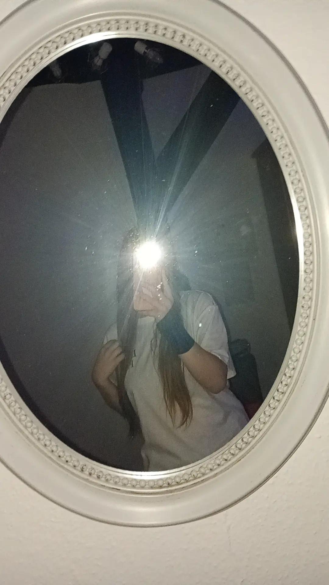 @Emely🫆💫