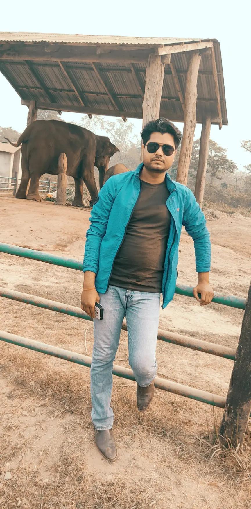 @Dipesh Raaza Yadav
