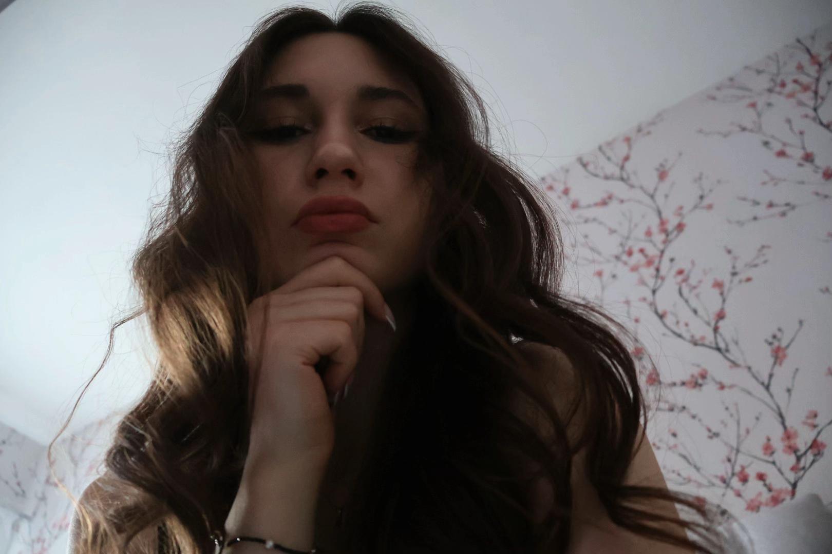 @𝓜.