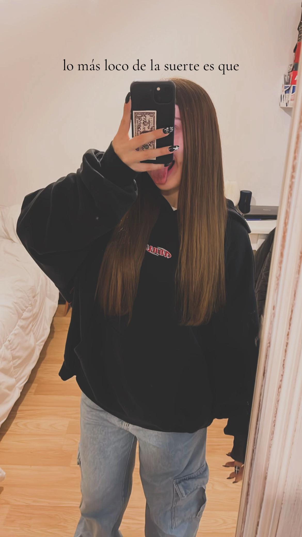 @maría