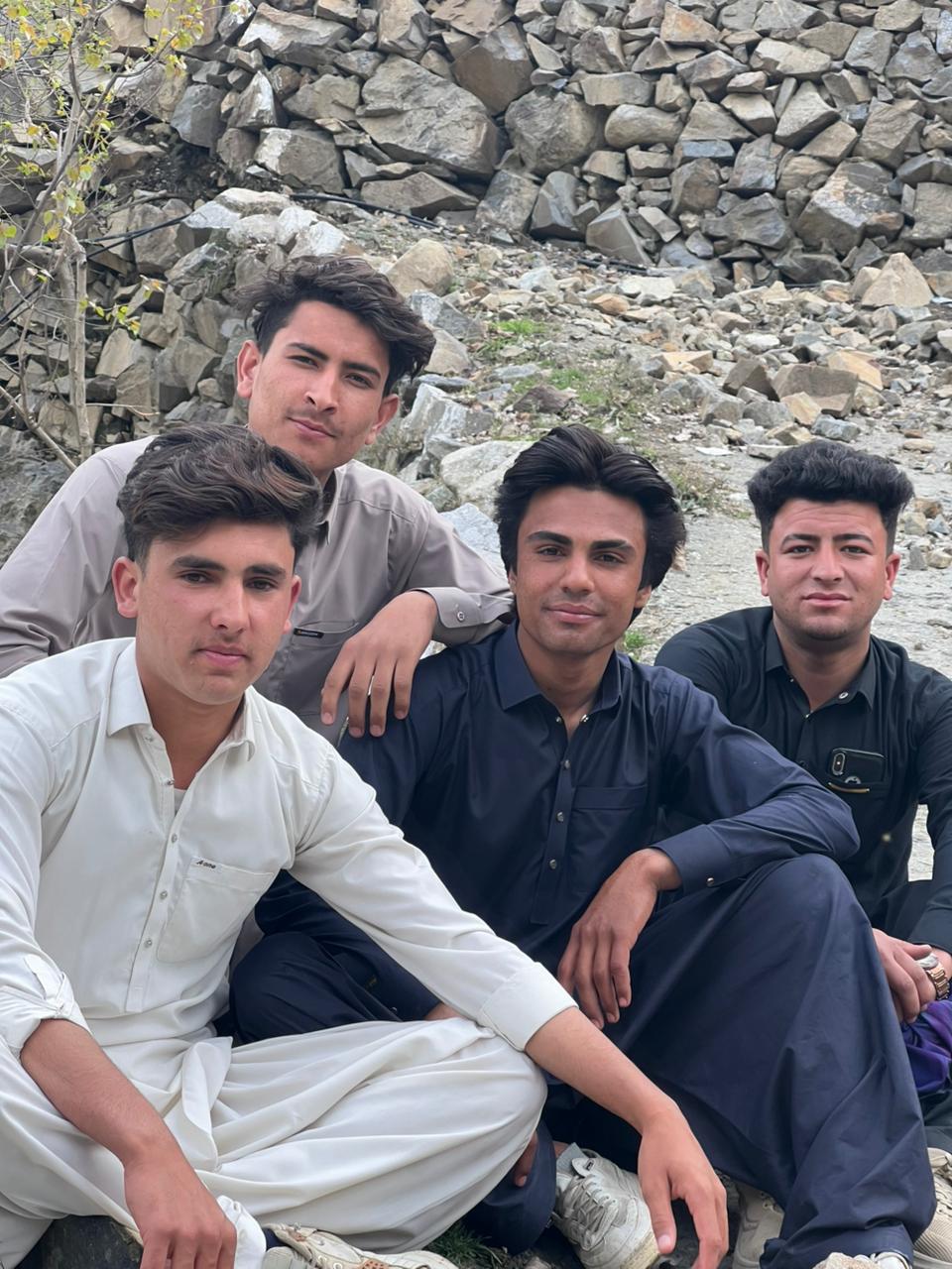 @MANSOOR ALiKHAN💸👈
