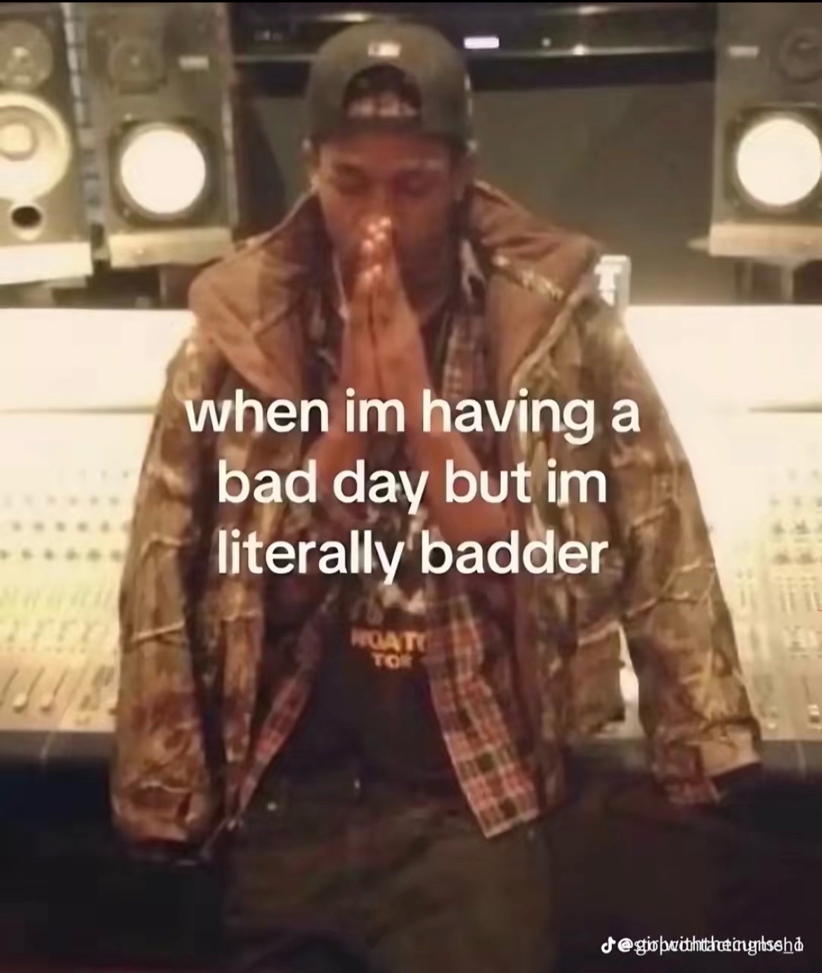 @Neli™️