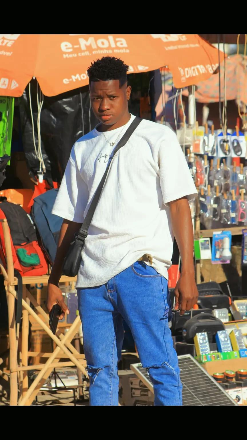 @DRECK FELEX SWAU EX ✅️🇲🇿