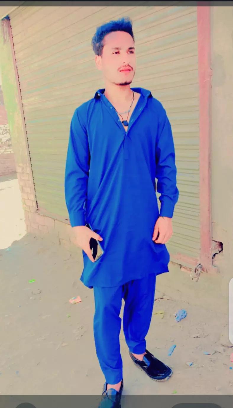 @Momin kharal👑