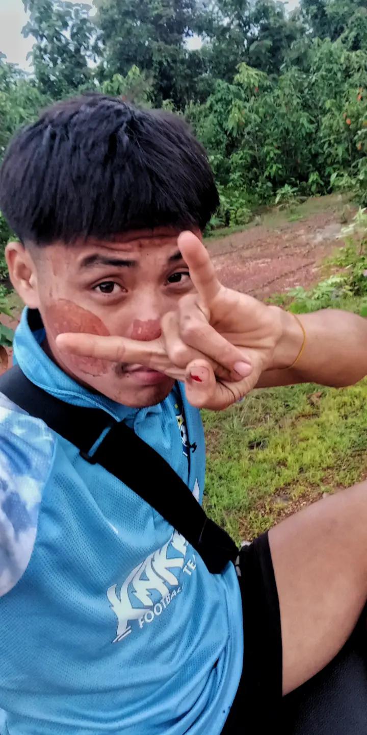 @ẞaw  Âûñg Phyø🧒🐵