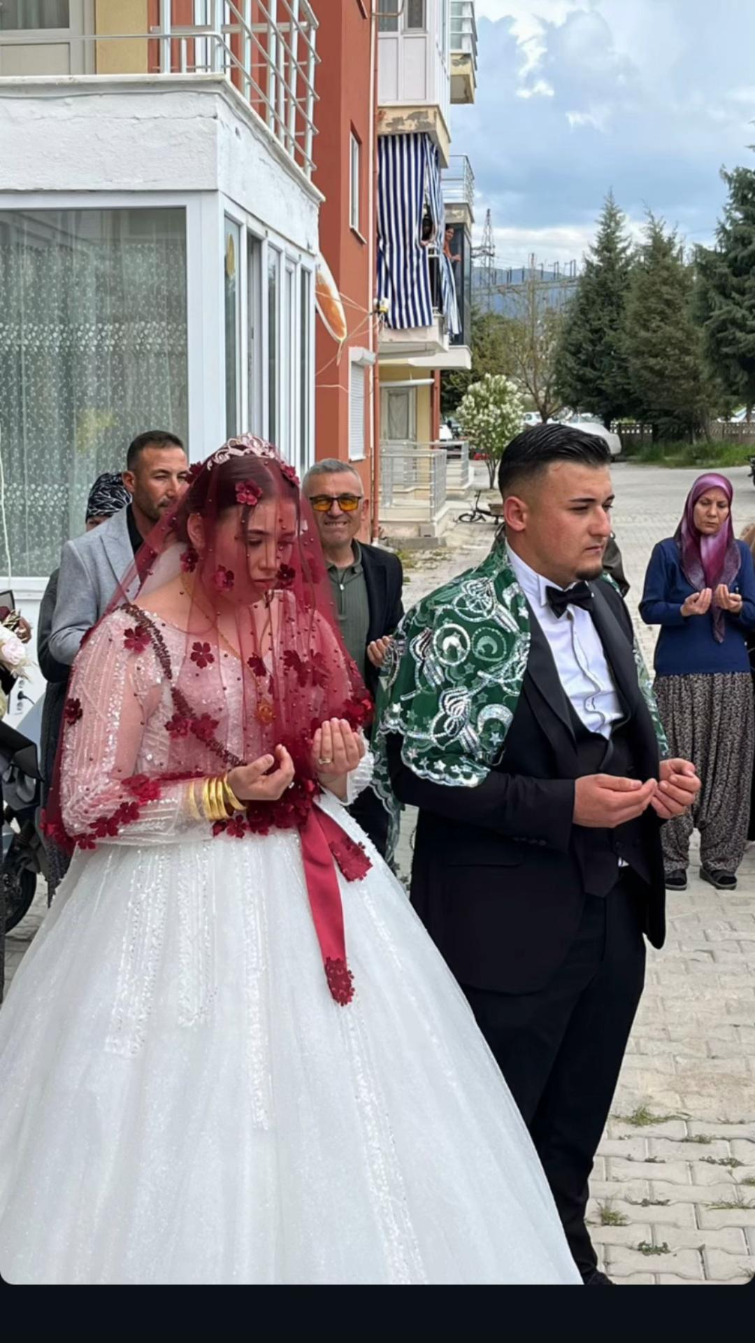 @TayfunKirişkaya