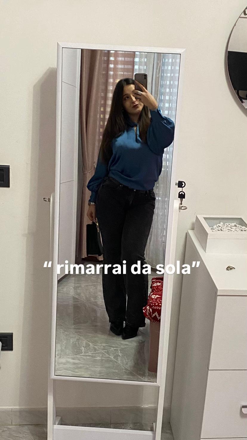 @_.luciacascone._