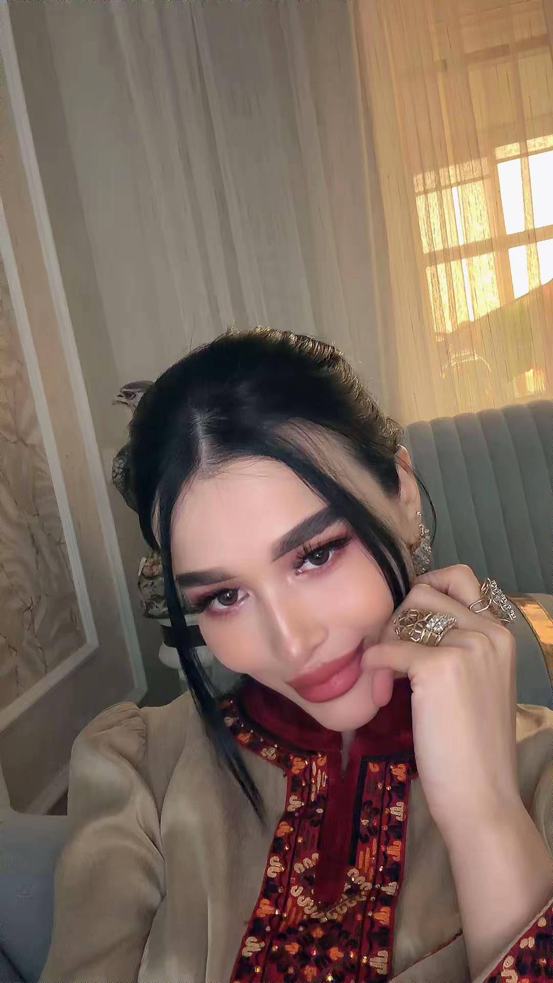 @Hajar🇹🇲