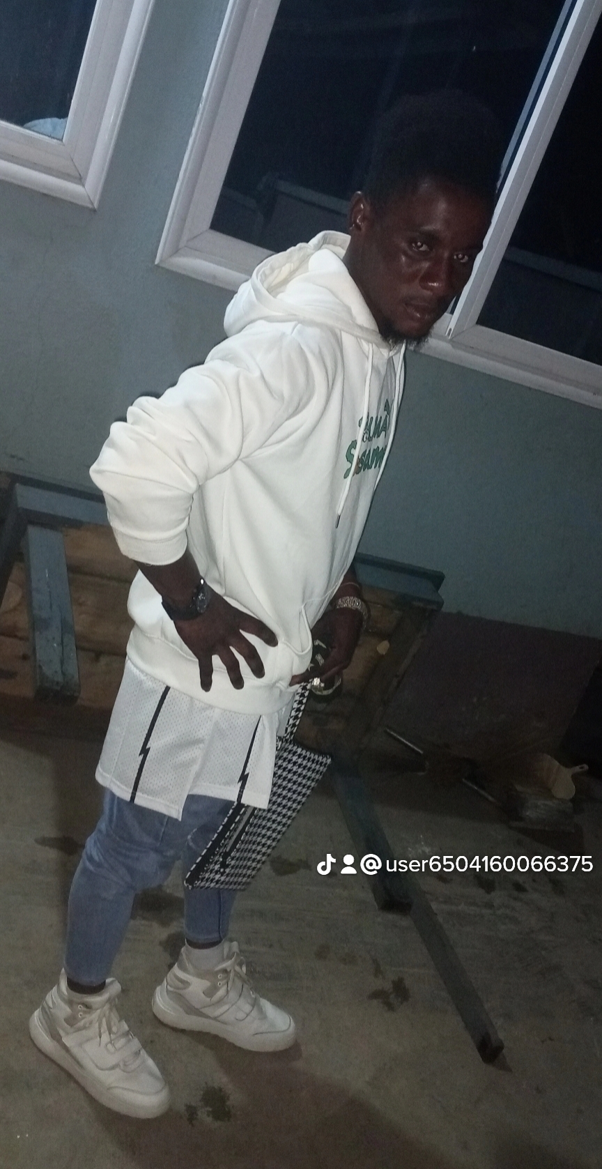 @CASH BOY ๐๐๐๐๐