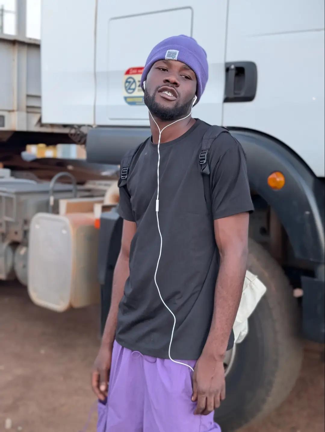 @Geesucci ( 22 Thugga)