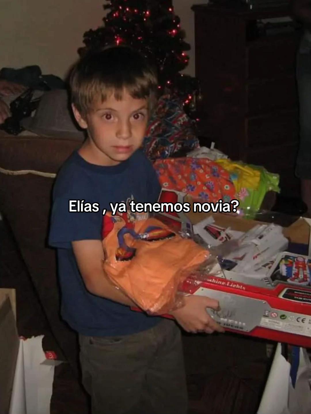 @El&iacute;as Est&eacute;fano Ismod