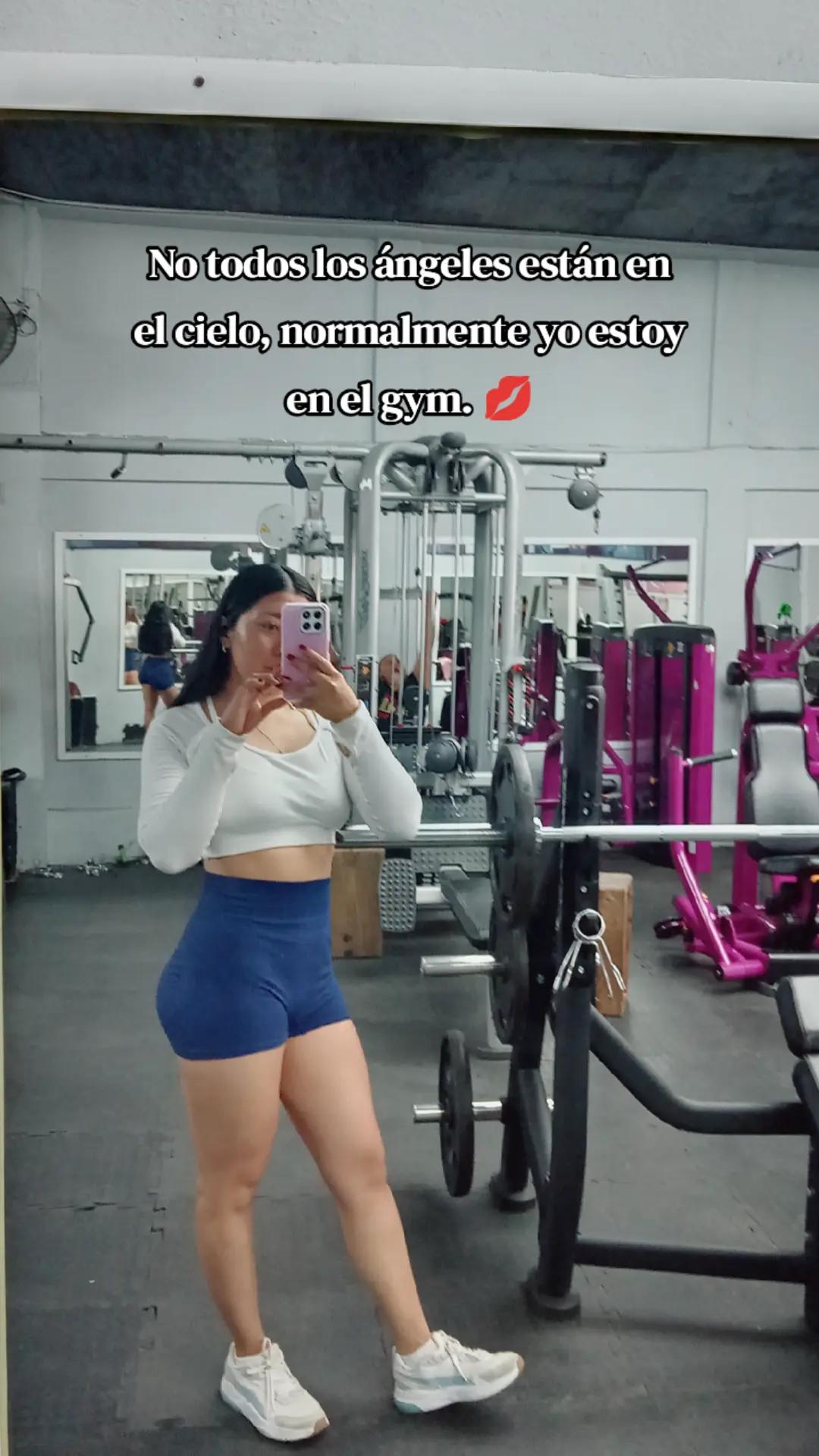 @Zorely González