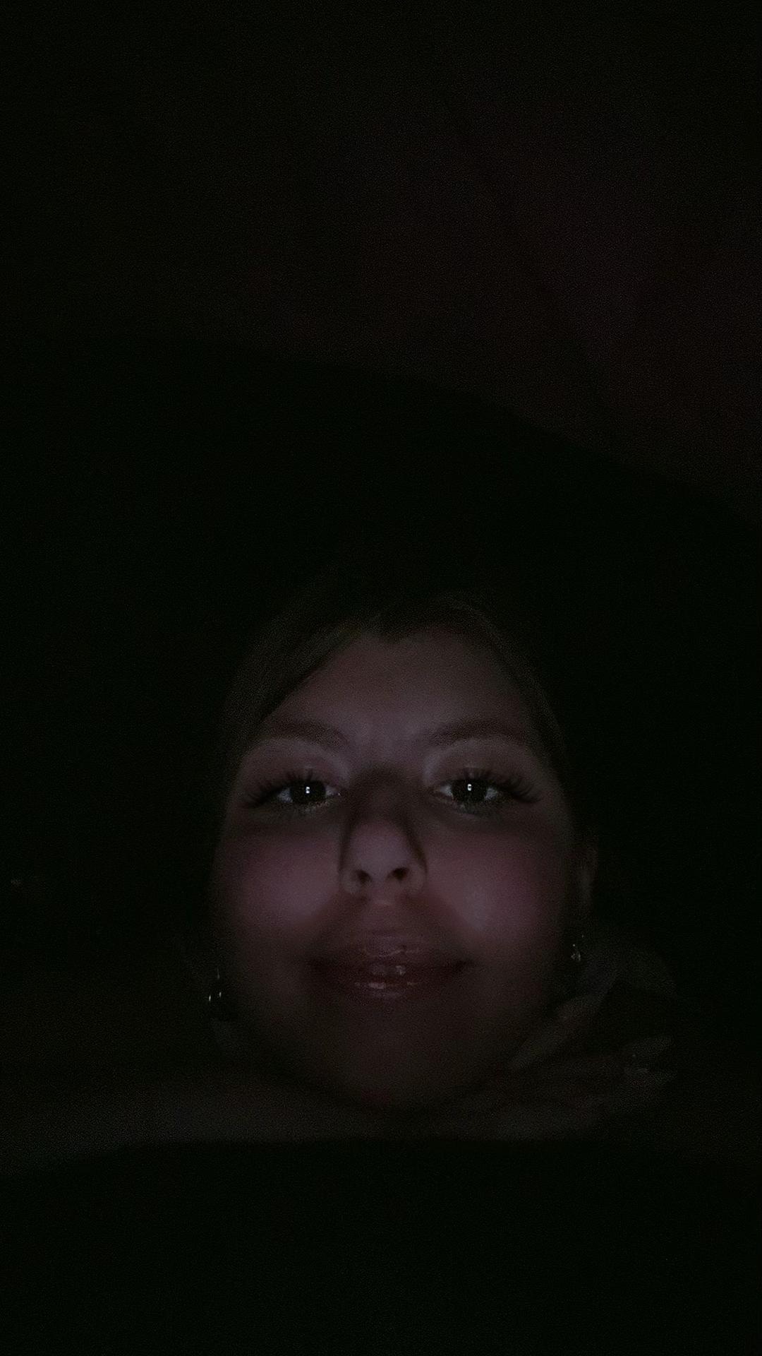 @👻