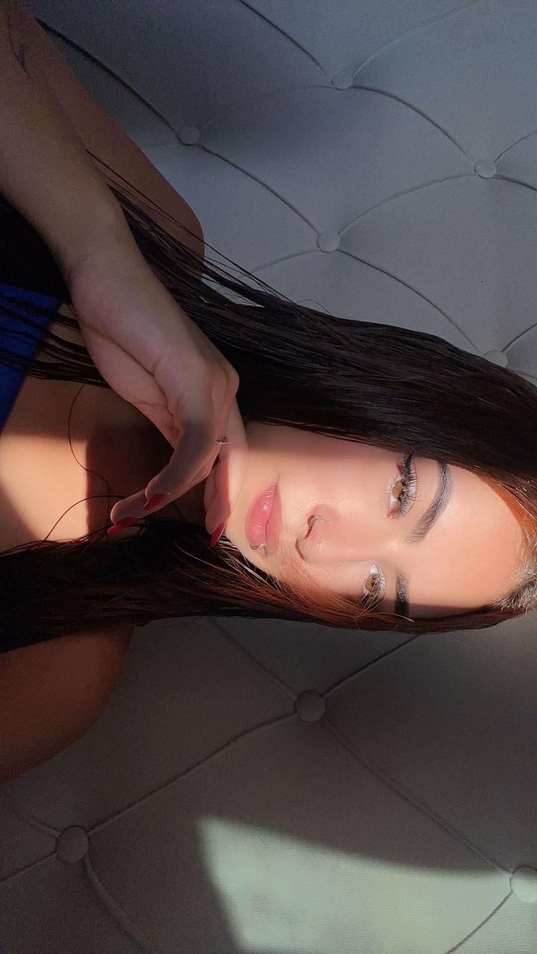 @Clara Costa