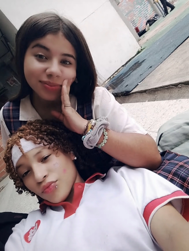 @𝒜𝓃𝒹𝓇ℯ𝒶