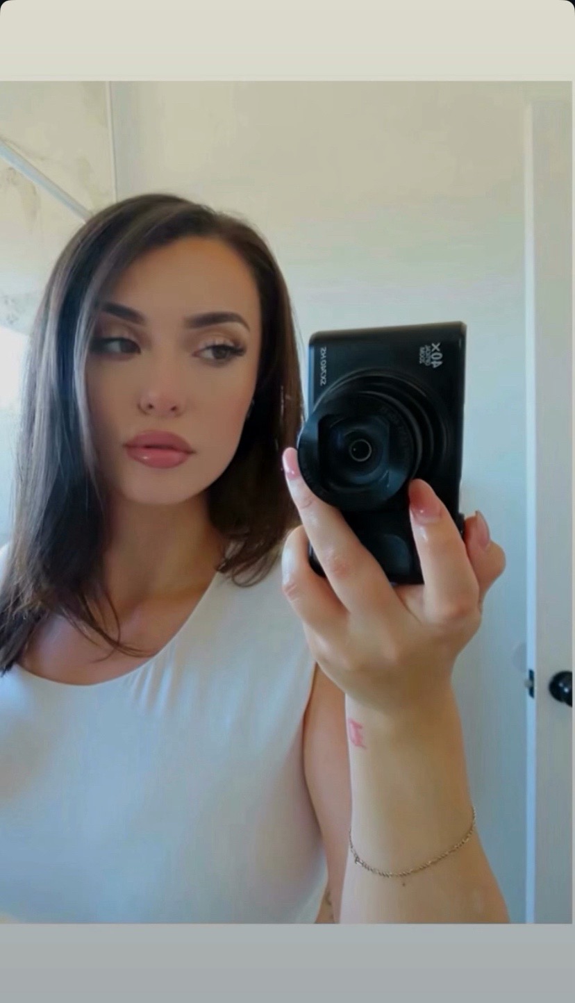 @Valentina