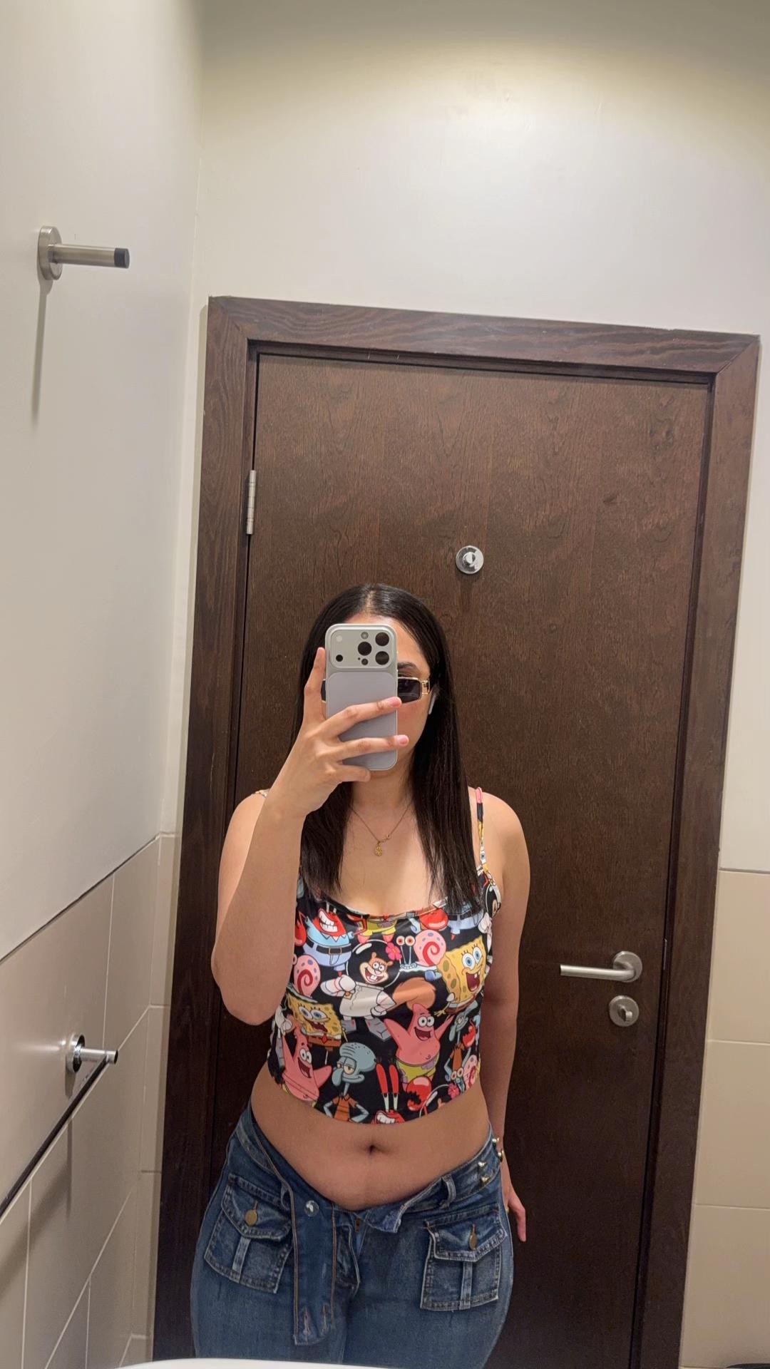 @Debyy