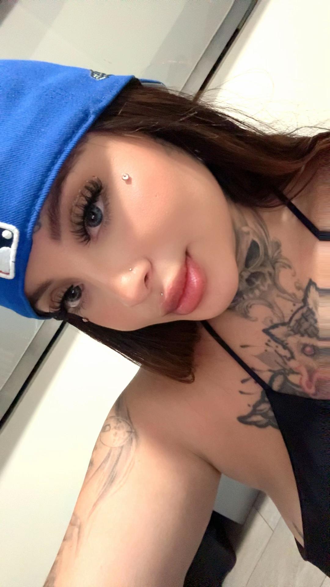 @𝐄𝐫𝐢𝐤𝐚 𝐦𝐨𝐧𝐭𝐨𝐲𝐚 💎