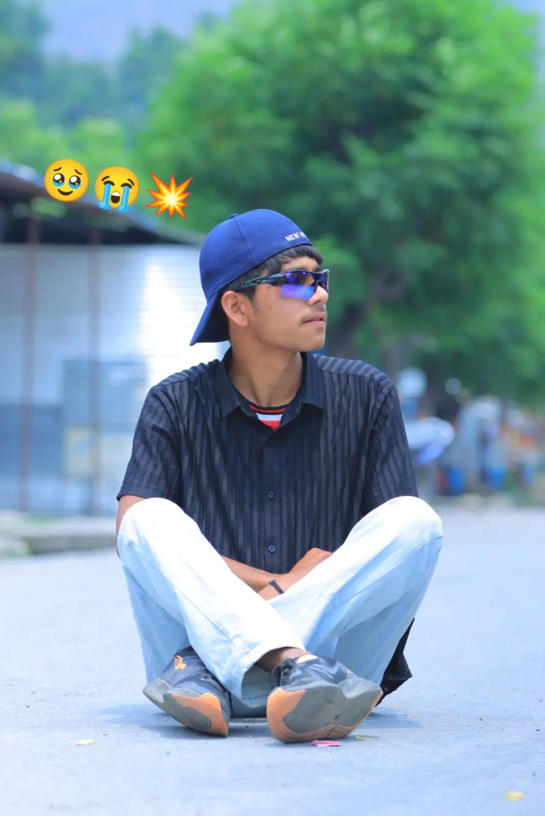 @Lokendra 👑💪🤙