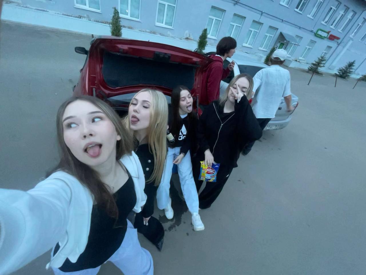 @VLADA
