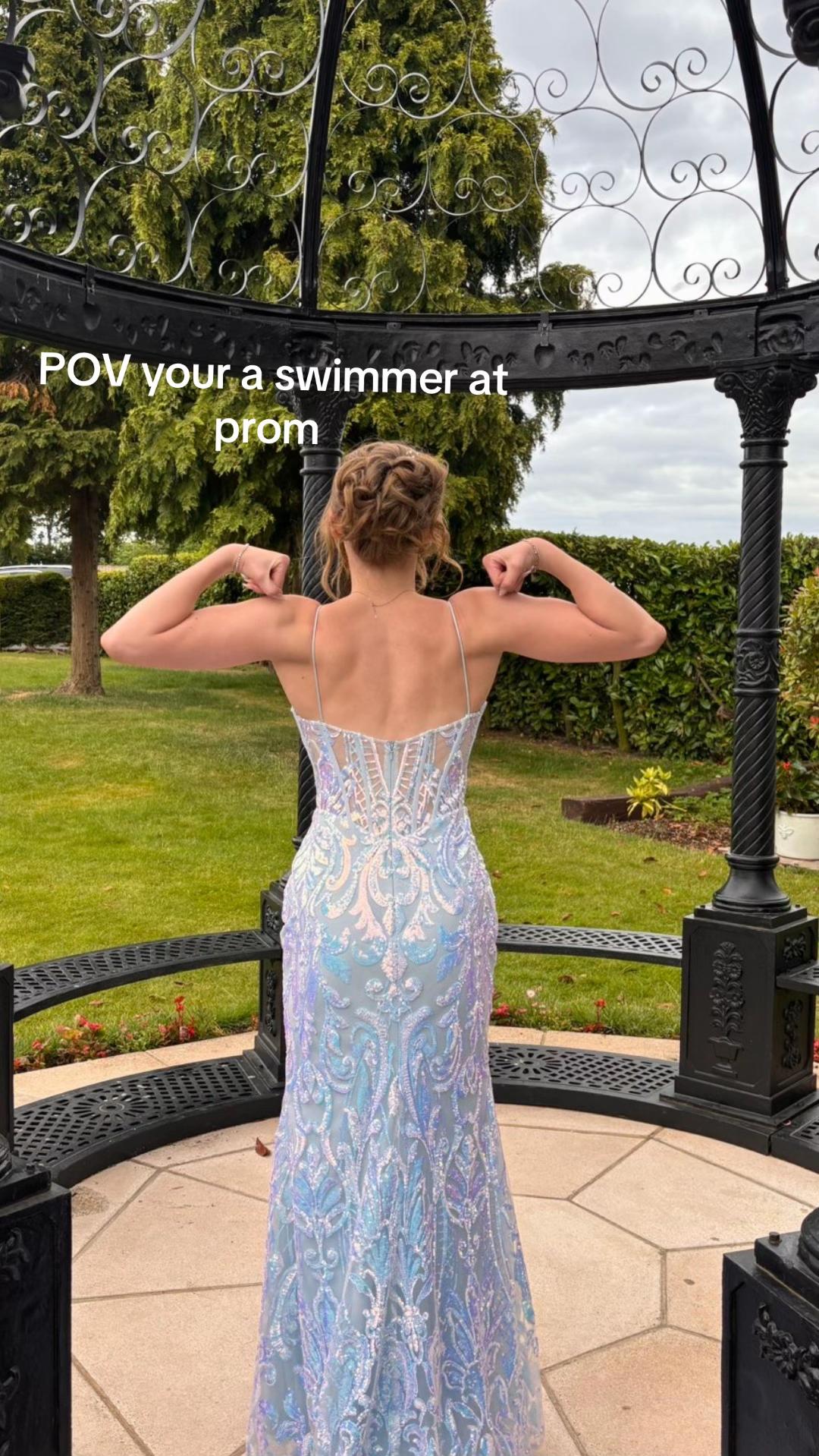 @annaswims_0215