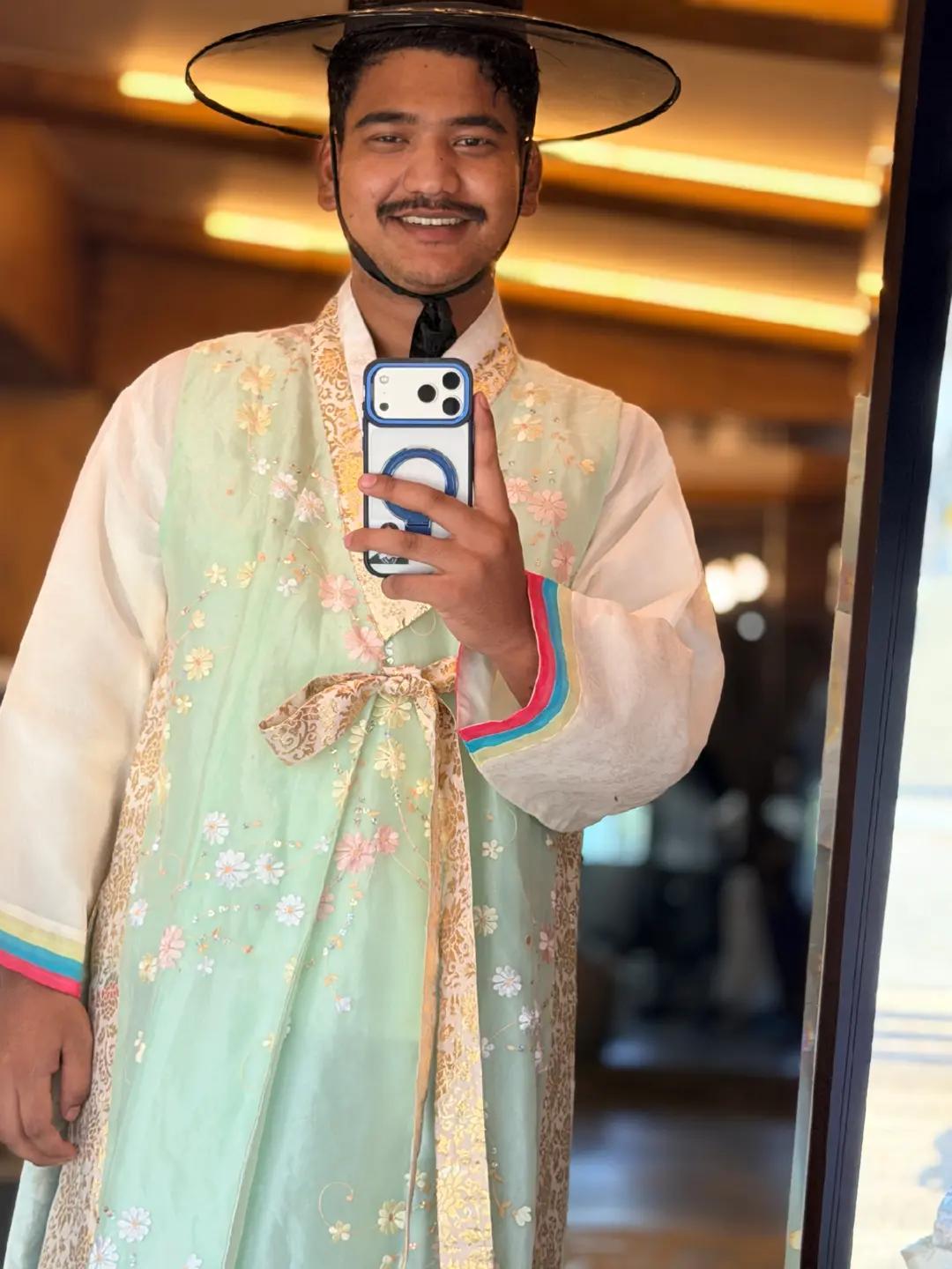 @sunil bishwokarma445 🇳🇵🇰🇷