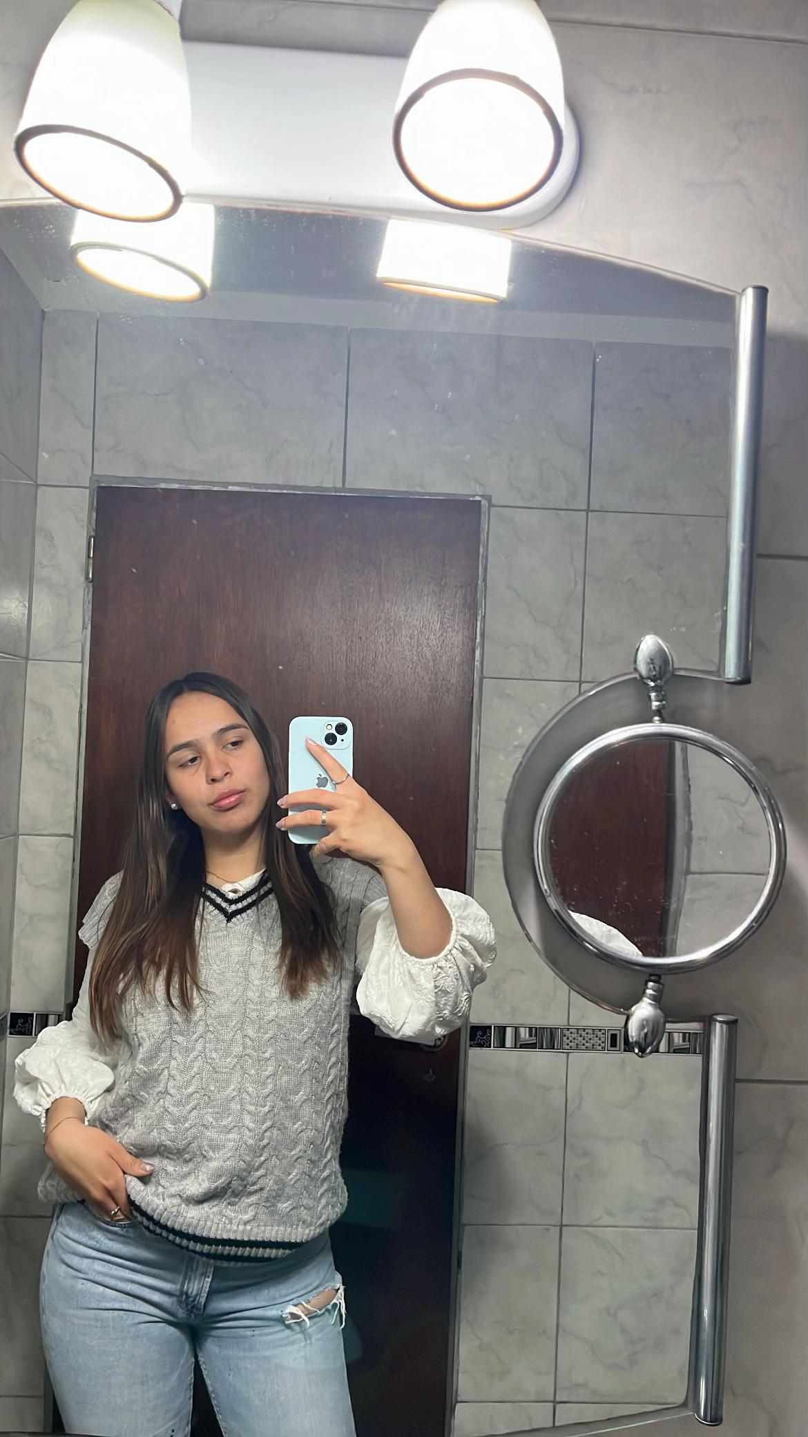 @Fiorella🤍🏹
