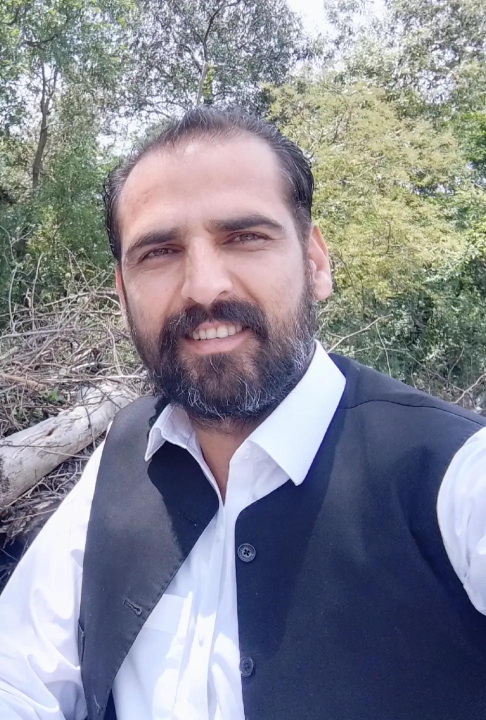 @QAMAR JADOON