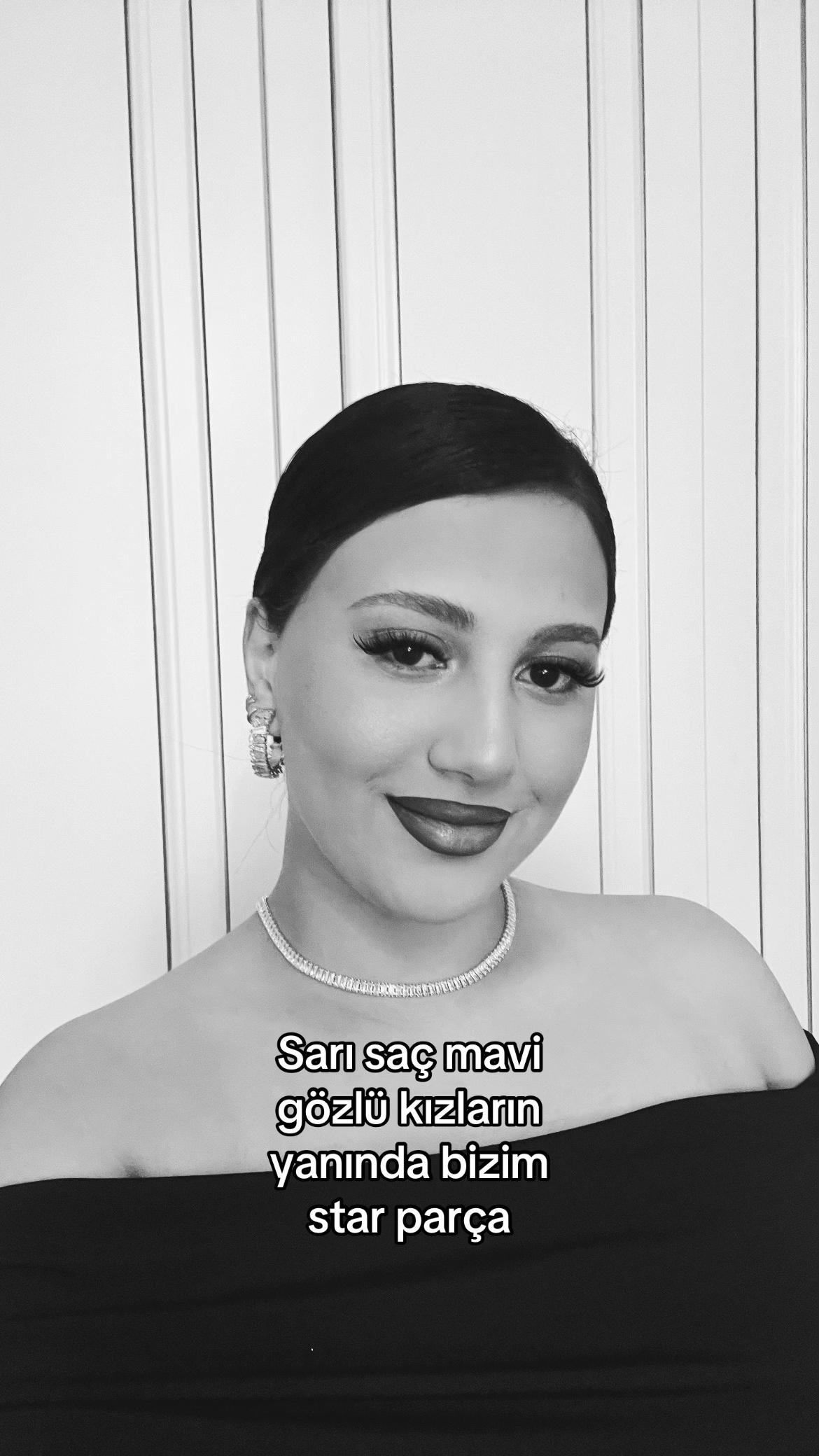 @🦂