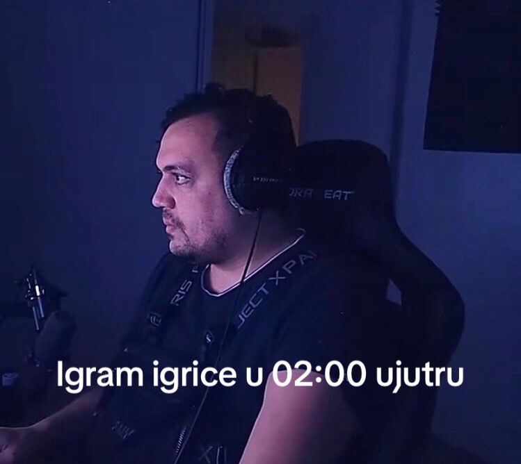 @Vlahovic