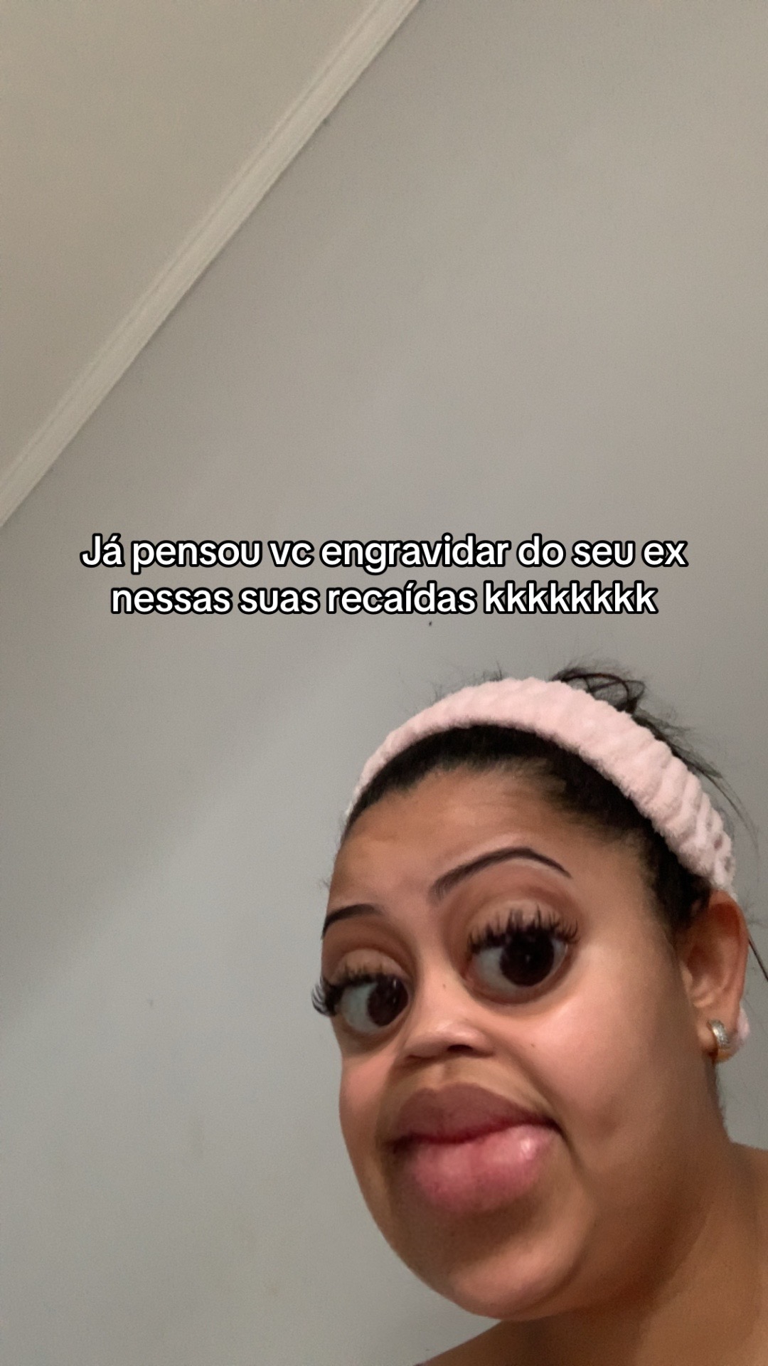 @Ana_julia