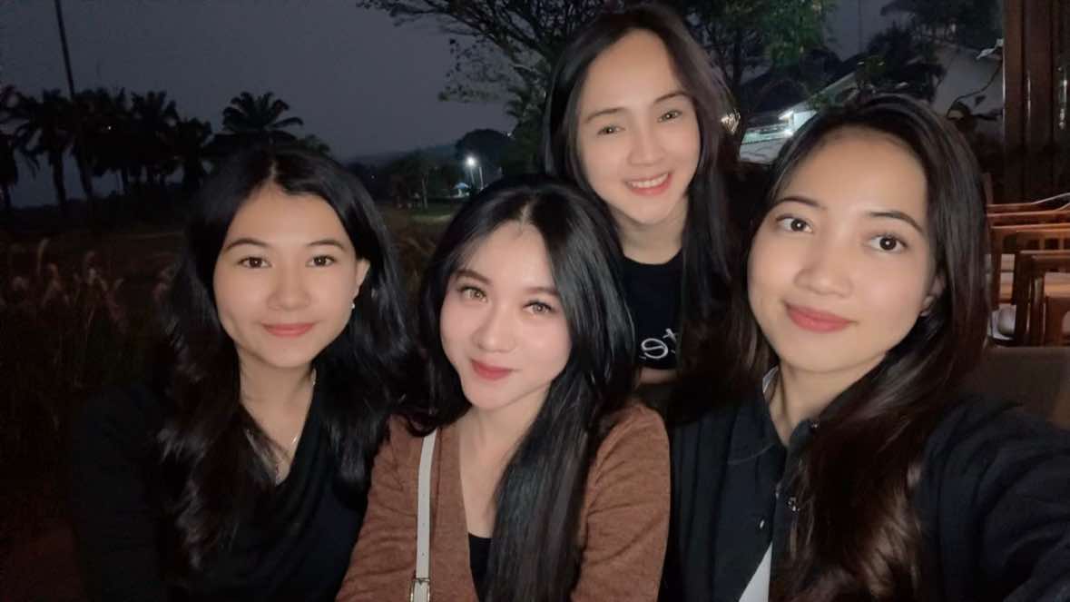 @Dewi