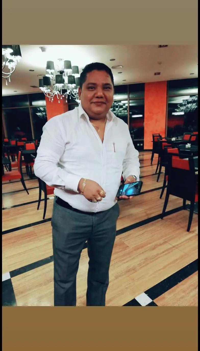 @gopal🇳🇵🇦🇪🇩🇪🇨🇦👨&zwj;🍳🥗🔪