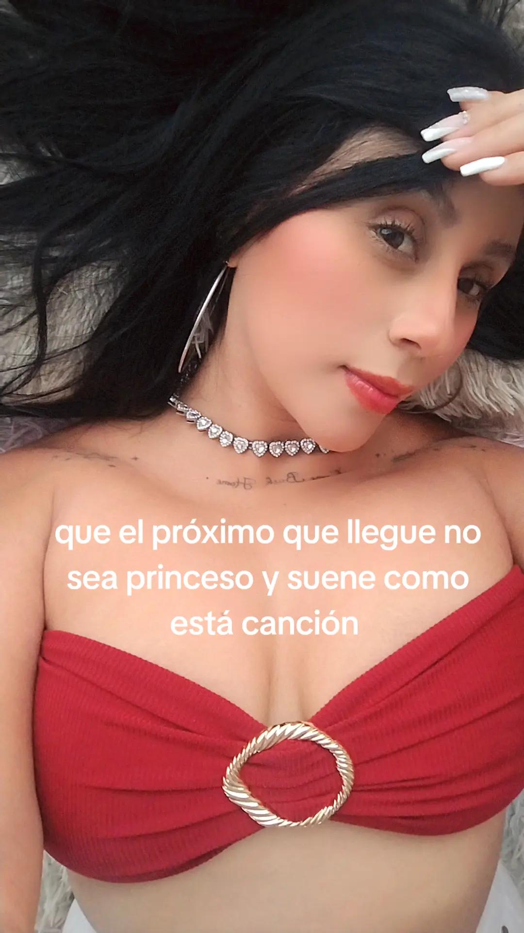 @BELLA TORRES