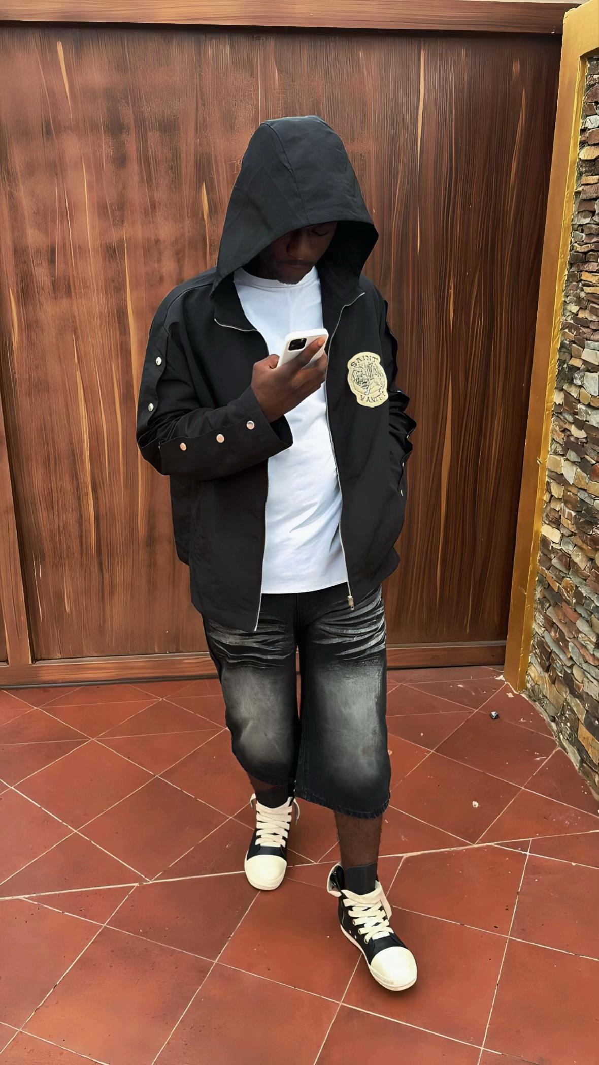 @/&Egrave;xpensive řoboy/🥹💕