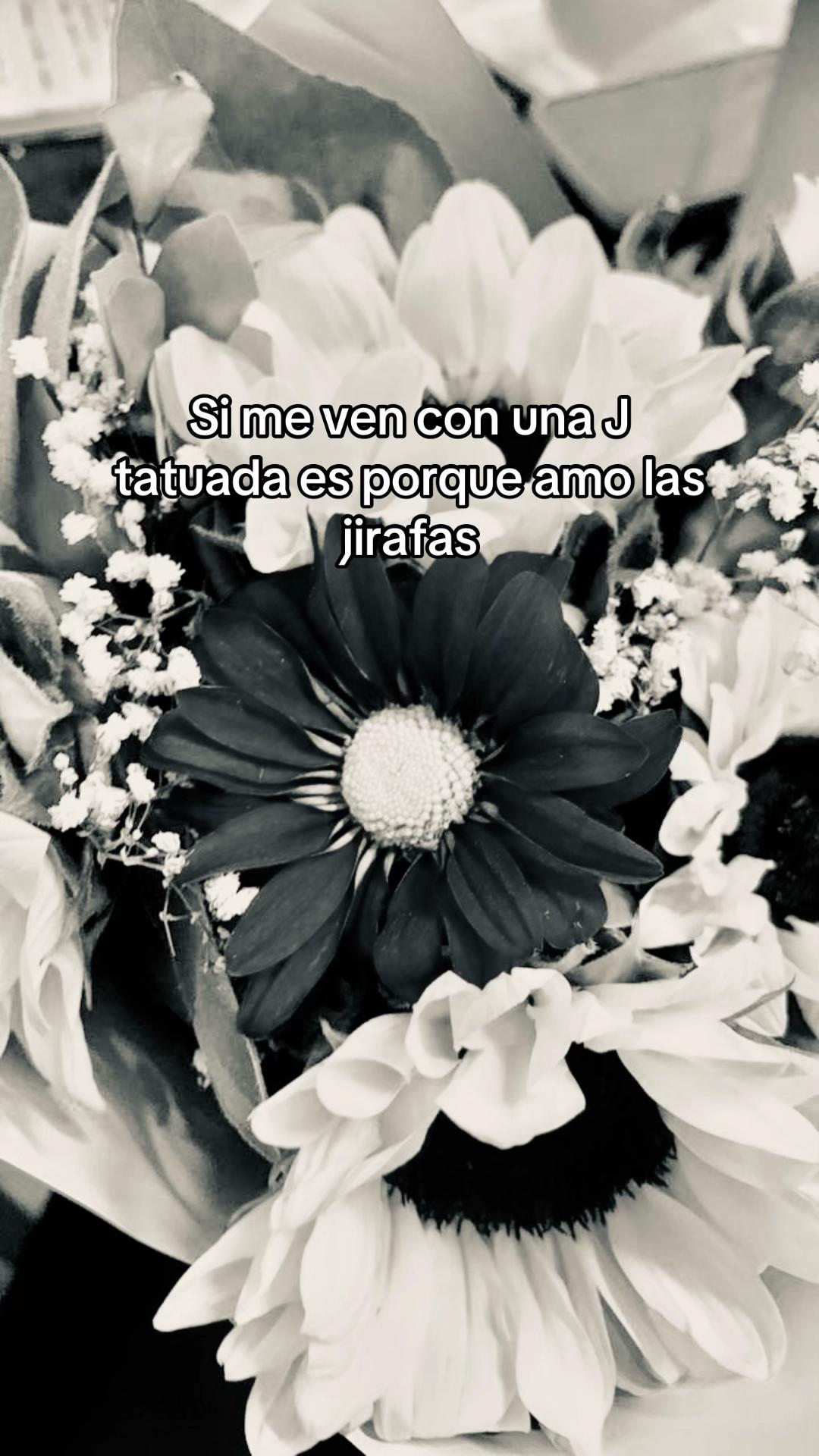 @🙎🏻&zwj;♀️