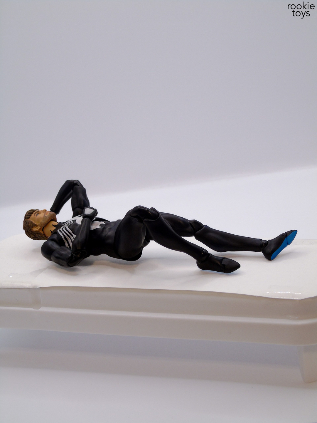 @rookietoys