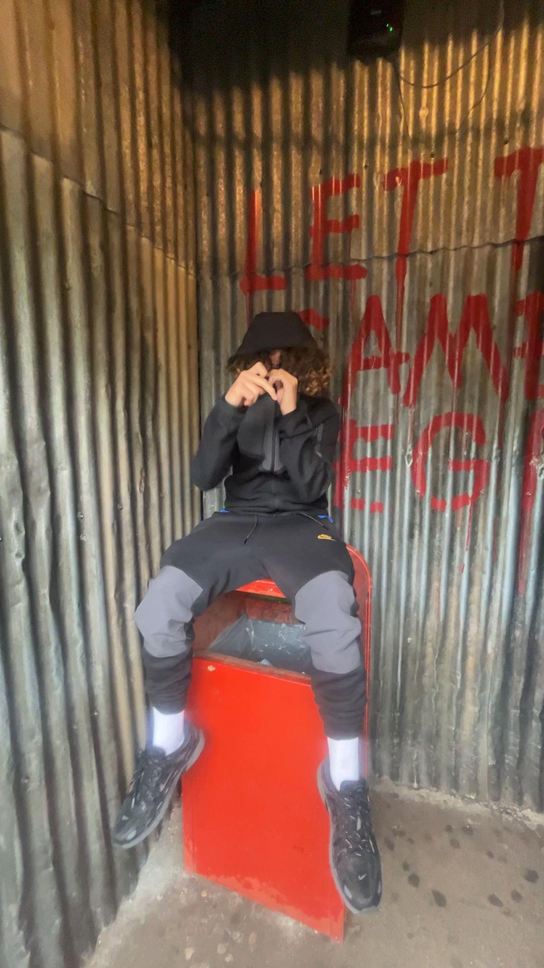 @$takzz_akz11😈