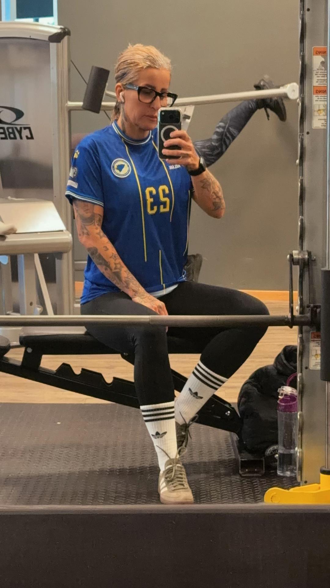 @Dincek 76🇧🇦🇸🇪