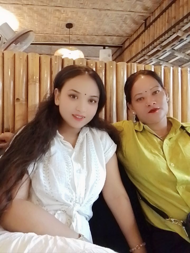 @Mina kunwar