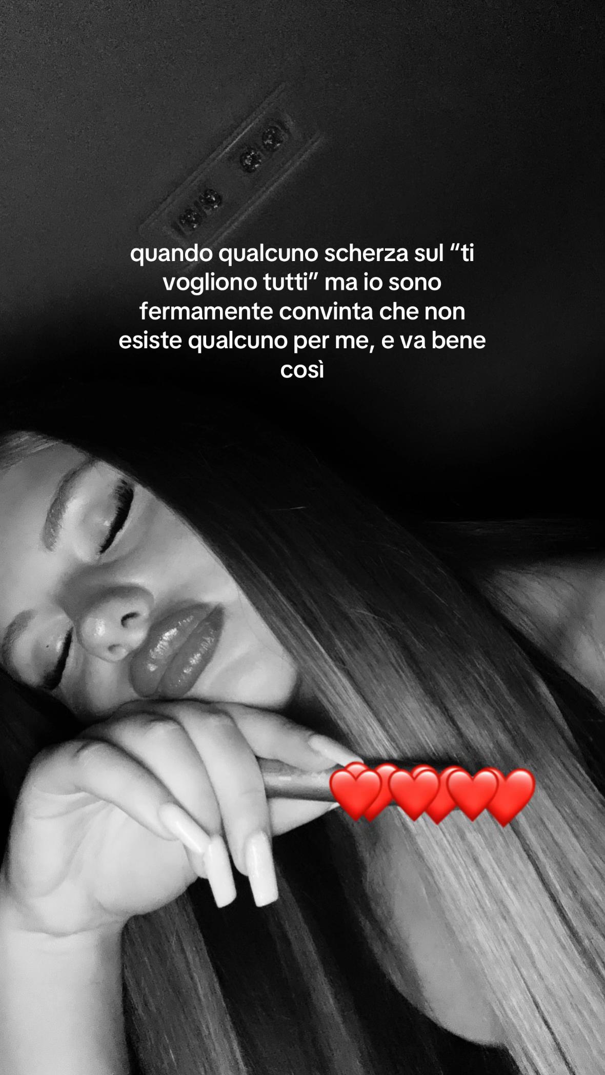 @👩🏻🦰