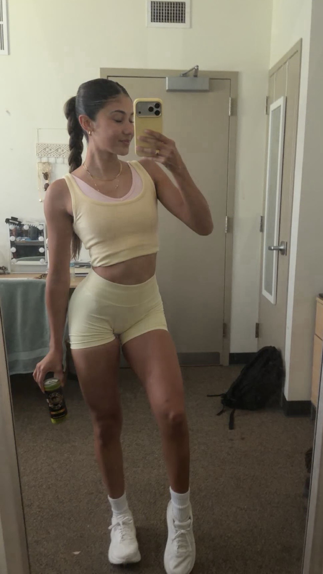 @aliyagibsonn