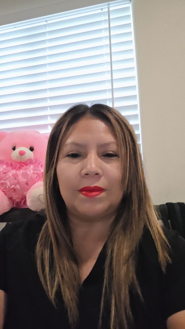 @Reina Franco