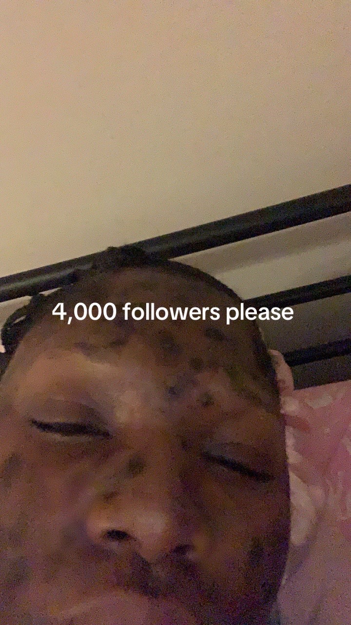 @CeNiya 🍯🍪