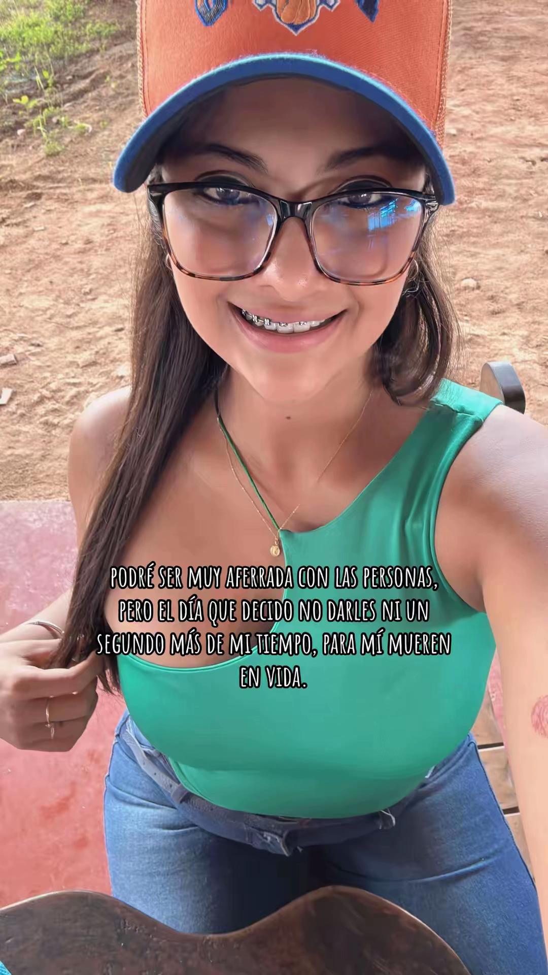 @🐼
