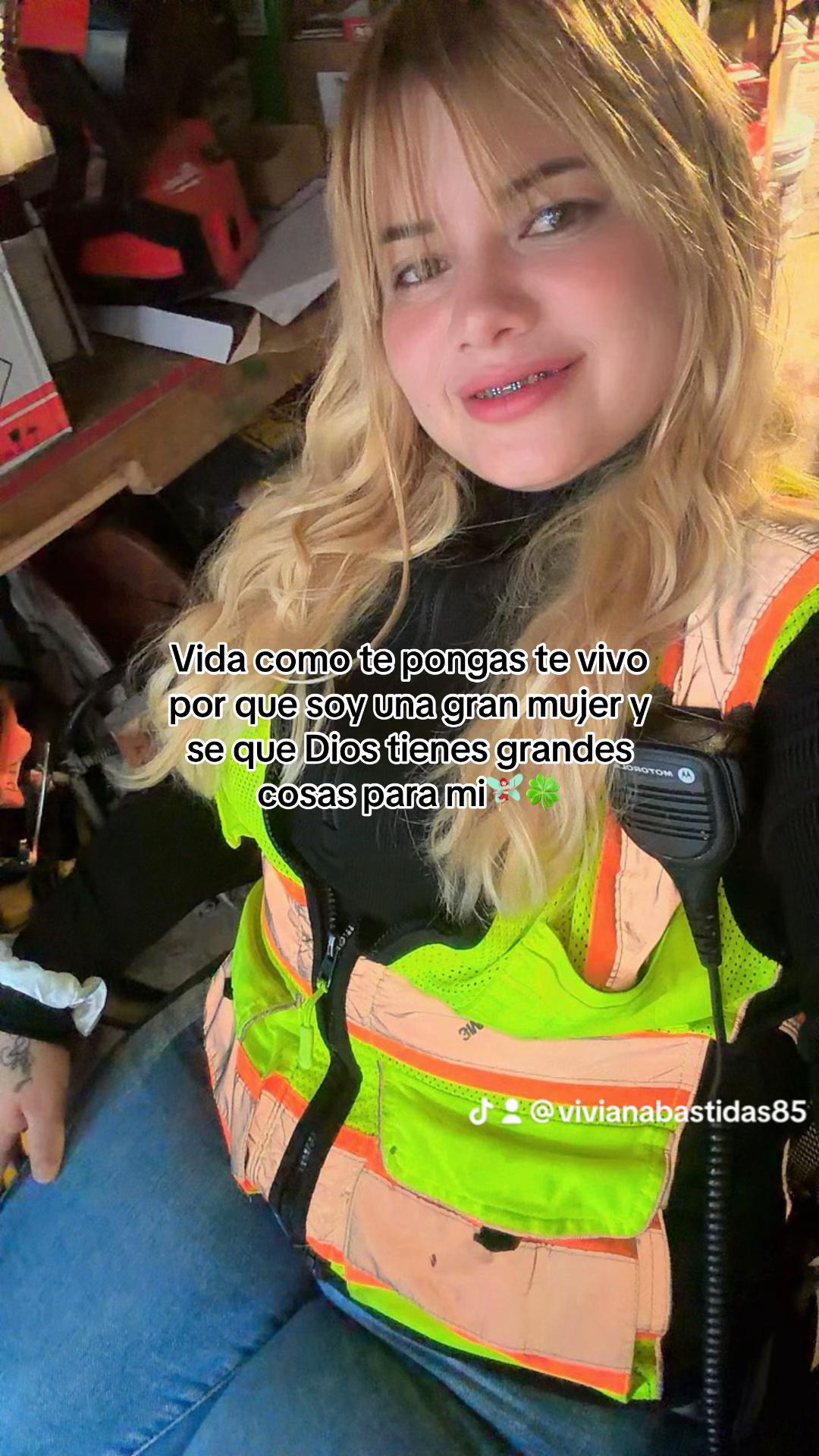 @Tu chikita bella