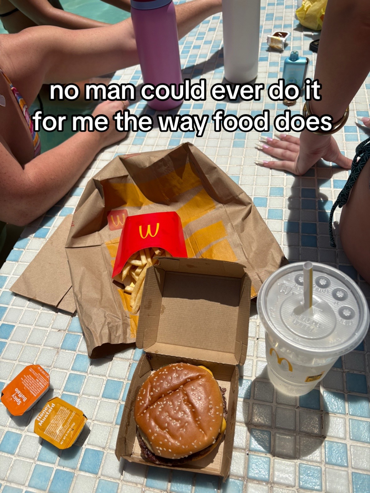 @hannahgirlsomemoneypls